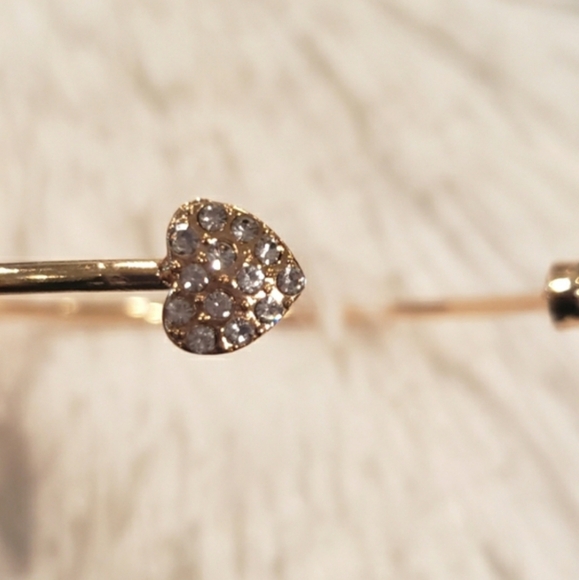 Rhinestone Heart Bracelet - Picture 8 of 9